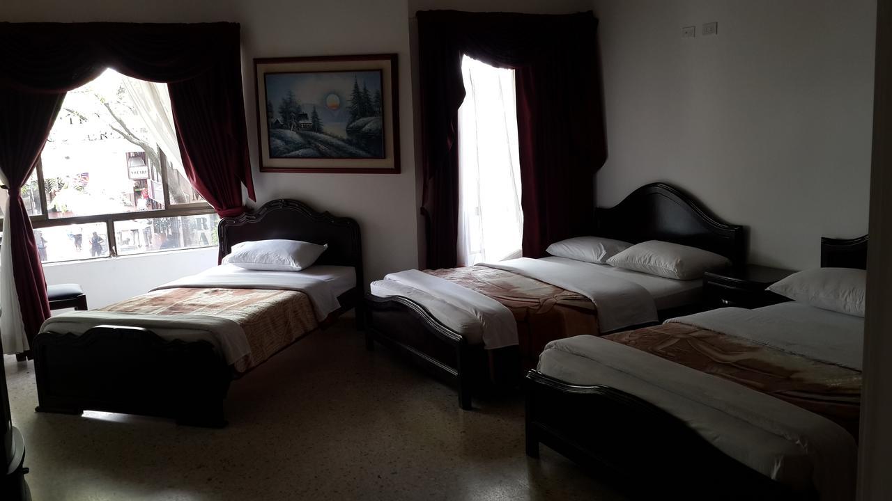 Hotel Ejecutivo Перейра Екстер'єр фото