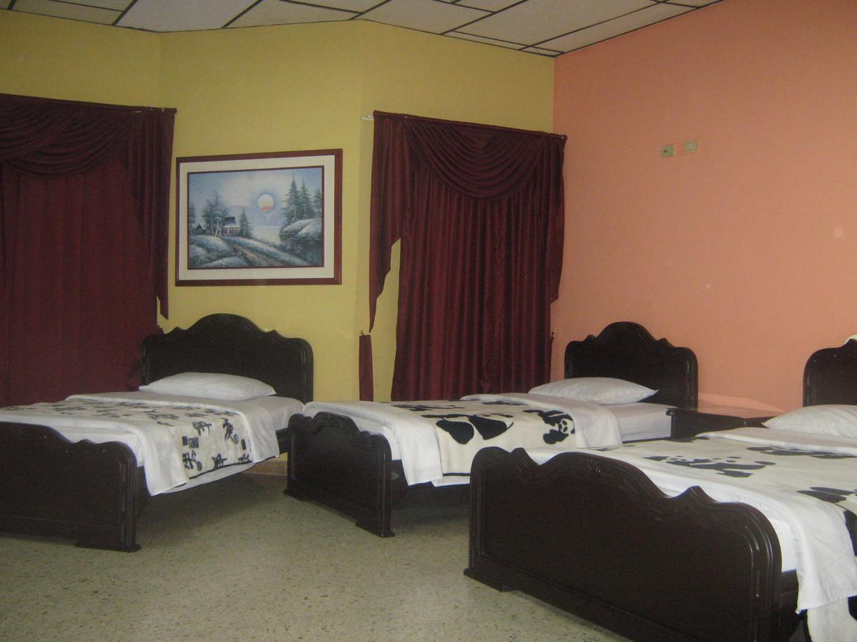 Hotel Ejecutivo Перейра Екстер'єр фото