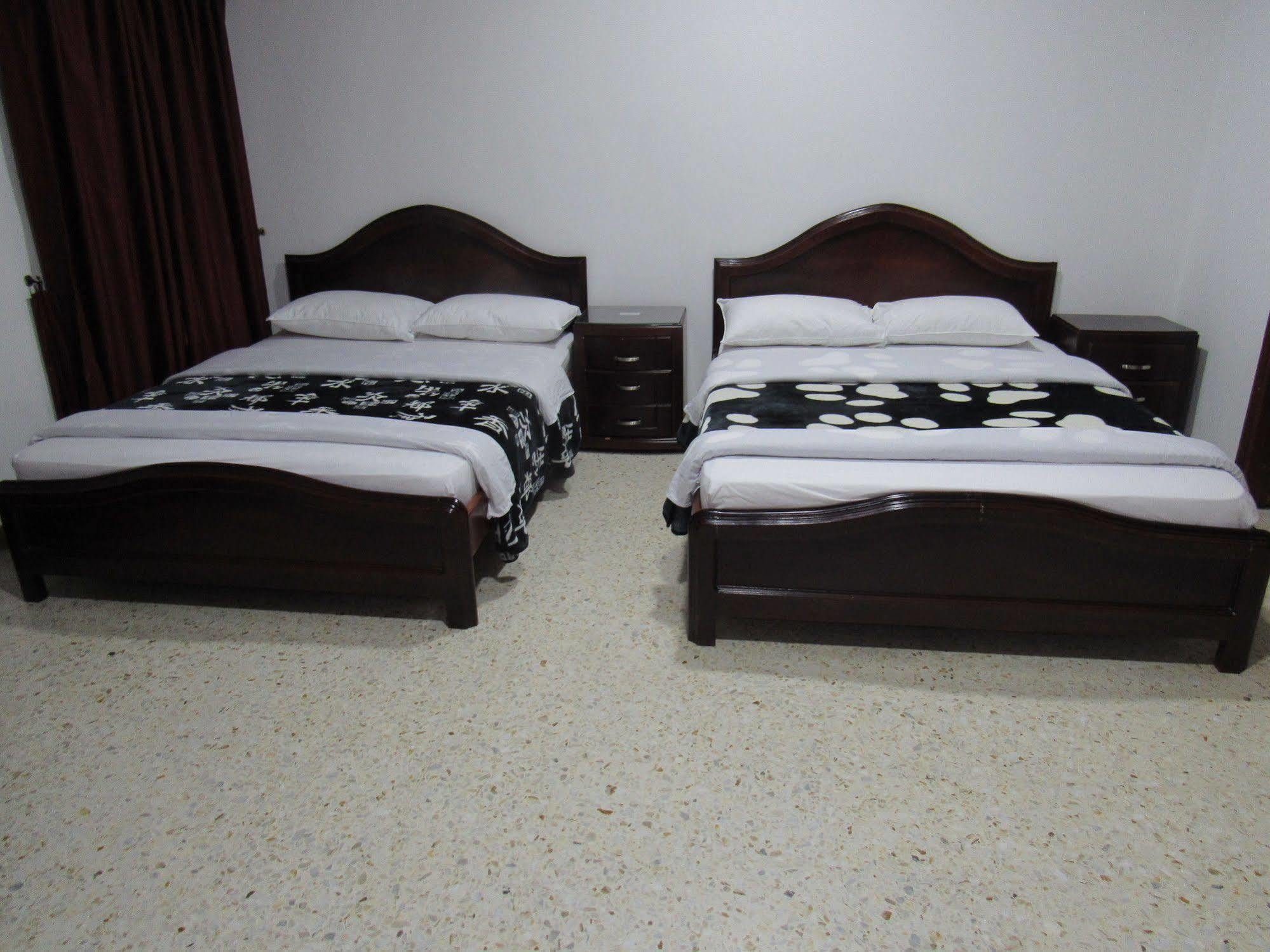 Hotel Ejecutivo Перейра Екстер'єр фото