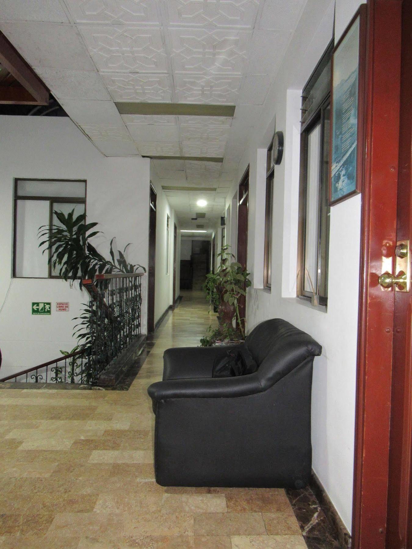Hotel Ejecutivo Перейра Екстер'єр фото